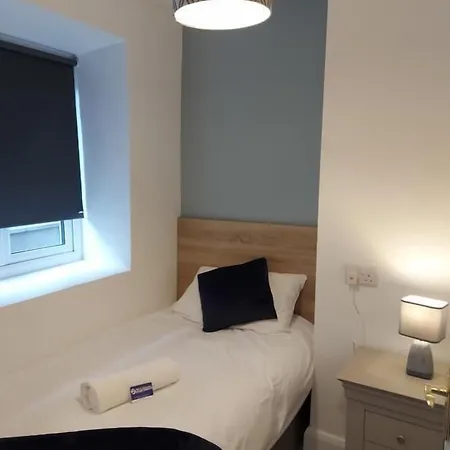 Apartment 7 Eyre Square Lane